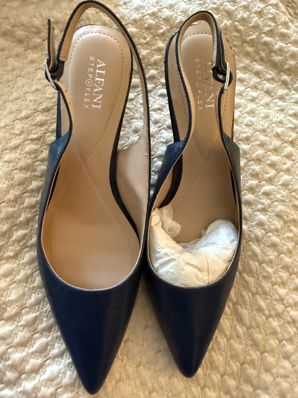 Like New Alfani Navy Slingback Heels